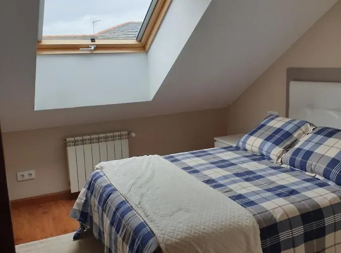 Atico Cine Colon * Ribadeo