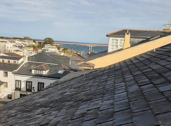 Atico Cine Colon * Ribadeo